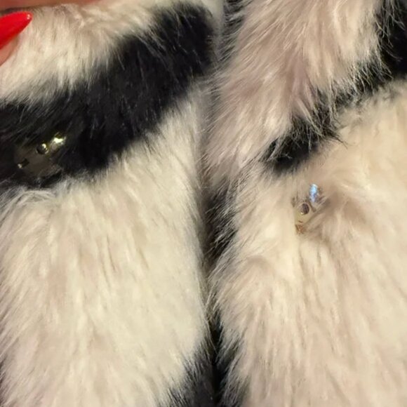 MOTF FAUX FUR ZEBRA STRIPE COAT Size S small BNWT - Picture 9 of 9